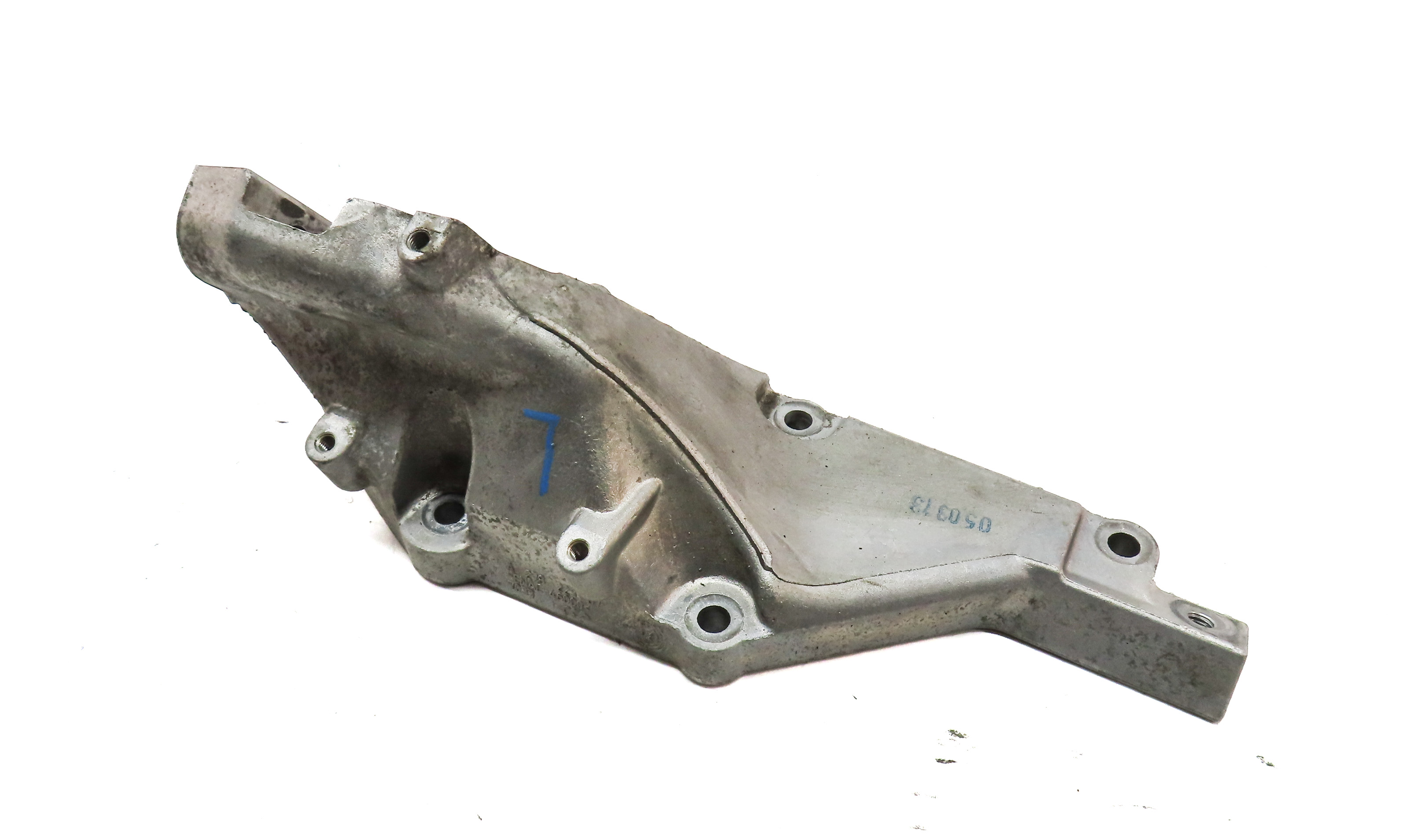 2013 MERCEDES GL450 (X166) 4.6L (278.928) LEFT ENGINE MOTOR MOUNT BRACKET — exact item pictured